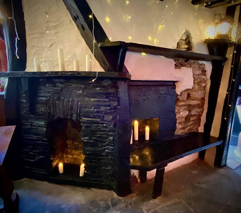 Jolly Sailor Inn Looe Exteriér fotografie