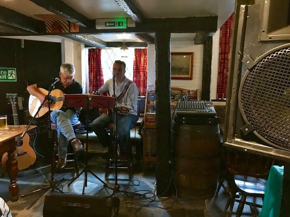 Jolly Sailor Inn Looe Exteriér fotografie